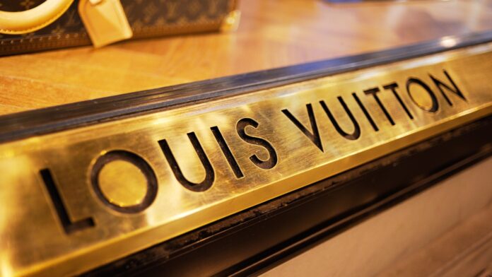 1f9747b5-5dea-4079-b3f2-08067f189804