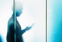 Потрясіння в індустрії ШІ, збої та війна за таланти: щотижневий огляд