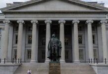 Інвестори TikTok Заплатять 10 Мільярдів Доларів у Прецедентному Втручанні Уряду США