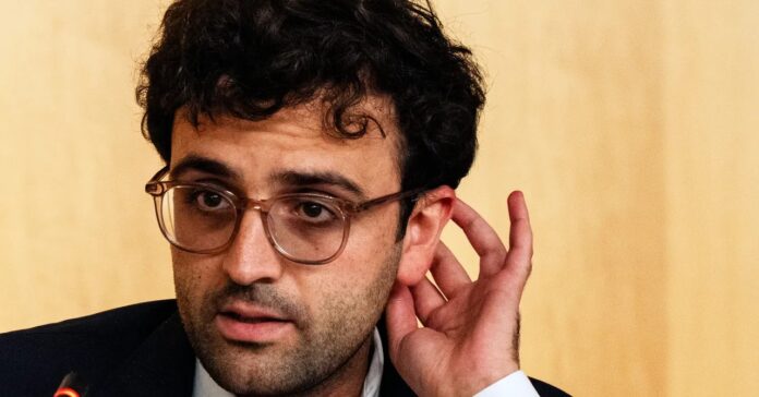 2f7e60b2-b764-4272-be31-966e76e74a62