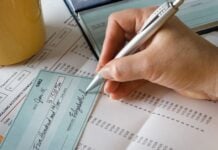 Что такое «возвратный» чек: причины появления и способы защиты ваших финансов