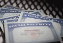 Чому відкладати оформлення соцстрахування після 70 років – помилка