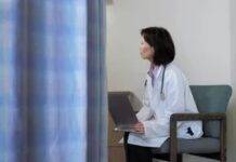 Як Розділ I HIPAA захищає ваше медичне страхування при зміні роботи
